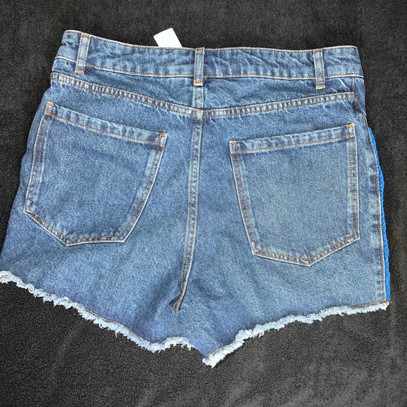 Farm Rio Ultra High-Rise Crochet Denim Shorts - Picture 5 of 6